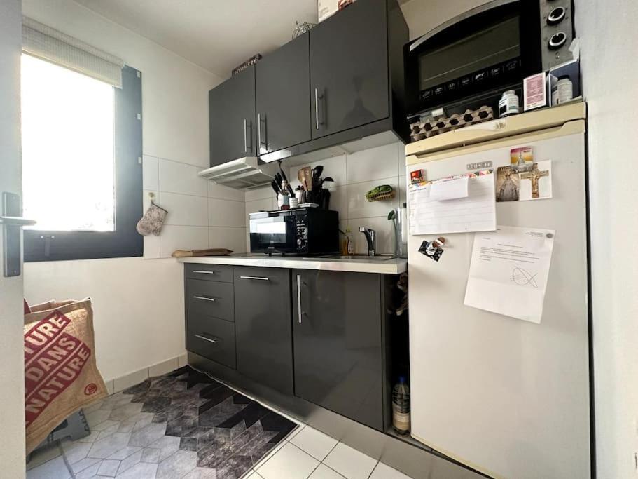 Appartement Lumineux Avec Balcon Levallois-Perret Extérieur photo